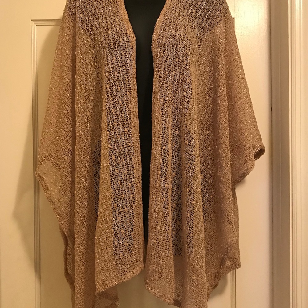 Gold cape style shoulder drape
